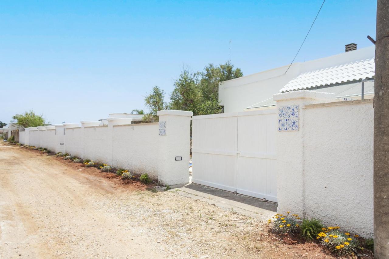 Trullo E Appartamenti Al Mare Torre San Giovanni Ugento Exterior foto